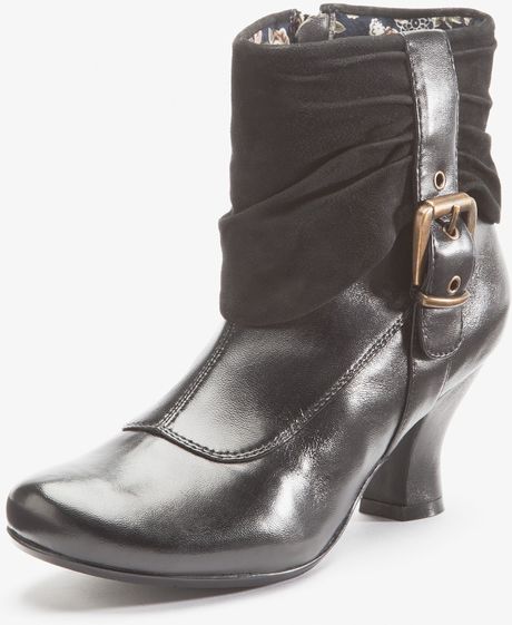 Hush PuppiesÂ® Hush Puppies Vivika Ankle Boots Black in Black (black ...