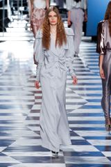 Viktor & Rolf Spring 2013 Runway Look 23