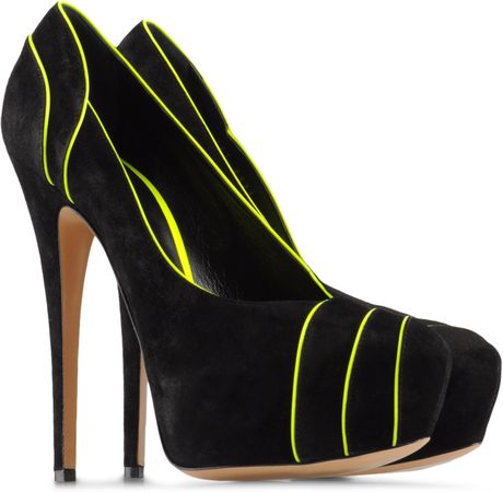 Casadei Pumps in Black - Lyst