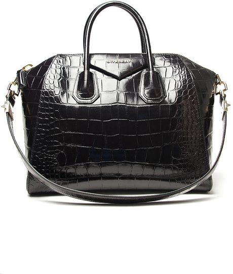 Givenchy Medium Antigona Bag in Black (gold) | Lyst