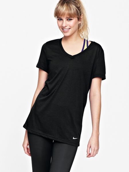 nike loose fit t shirt