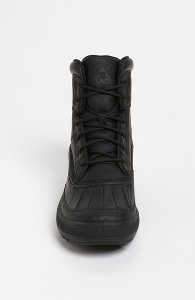 black nike snow boots