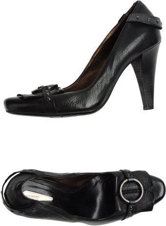 Vic Matie' Closedtoe Slipons - Lyst