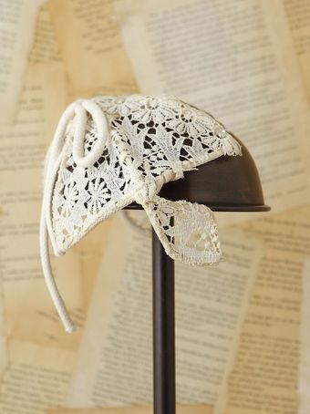 Free People Vintage Crochet Bow Headpiece - Lyst