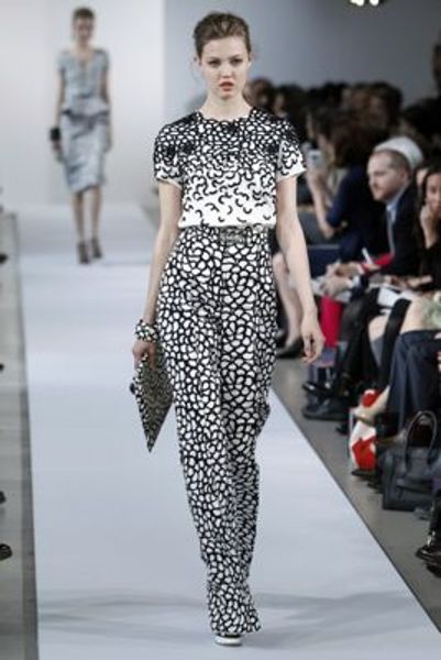 Oscar De La Renta High Neck Sequin Blouse in White - Lyst