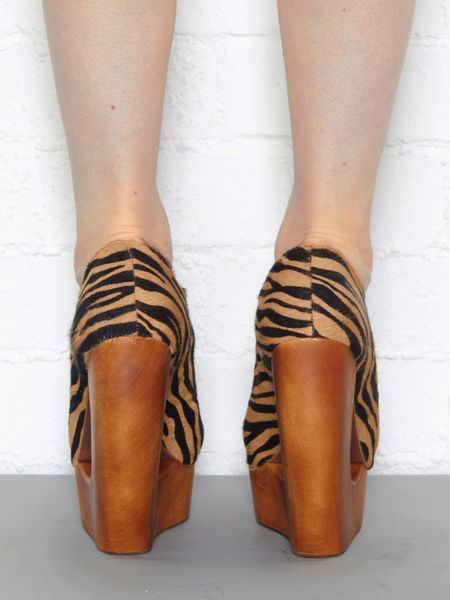 tiger print platform shoes