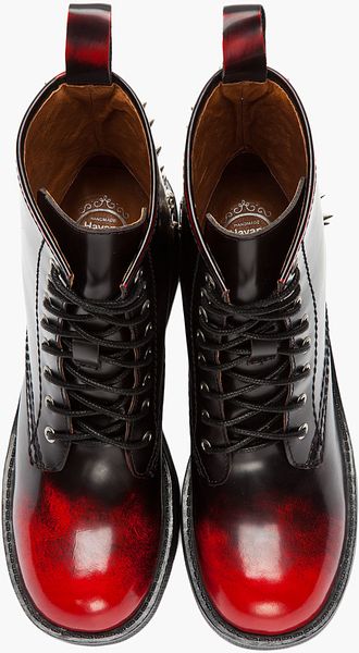 red toe shoes