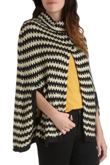 ModCloth Chill Out and About Cape - Lyst