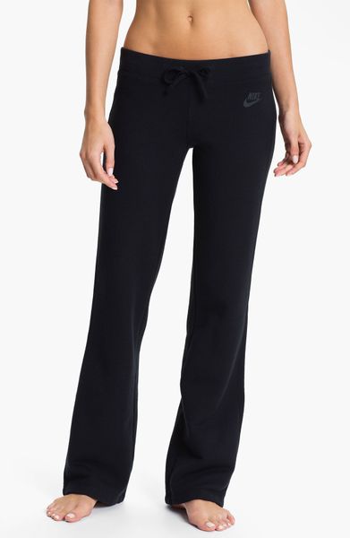 black nike sweats womens