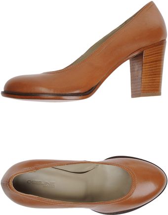 Obeline Closedtoe Slipons - Lyst
