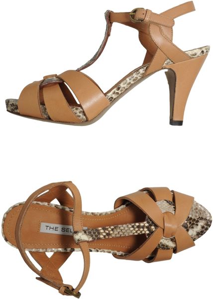 amazon best seller sandals