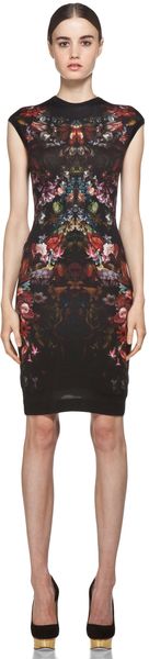 Alexander McQueen Cap Sleeve Floral Pencil Dress in Black - Lyst