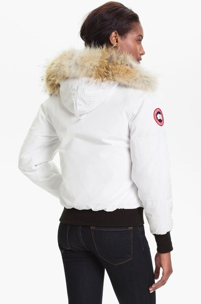 Canada Goose Chilliwack Down Bomber Jacket with Genuine Coyote Fur in