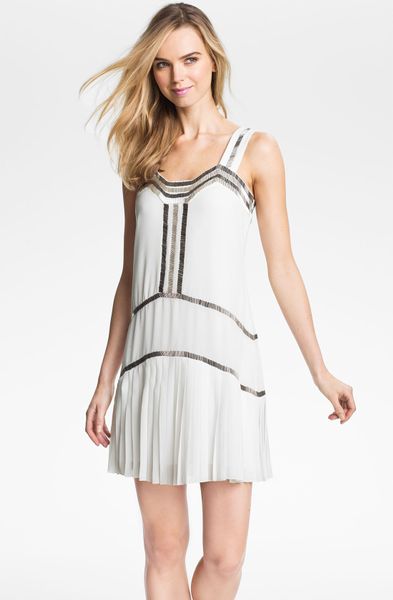 vince camuto dresses white