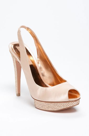BCBGMAXAZRIA Falcon Pump - Lyst