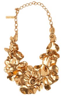 Oscar de la Renta Rose Petal Collar Necklace - Lyst