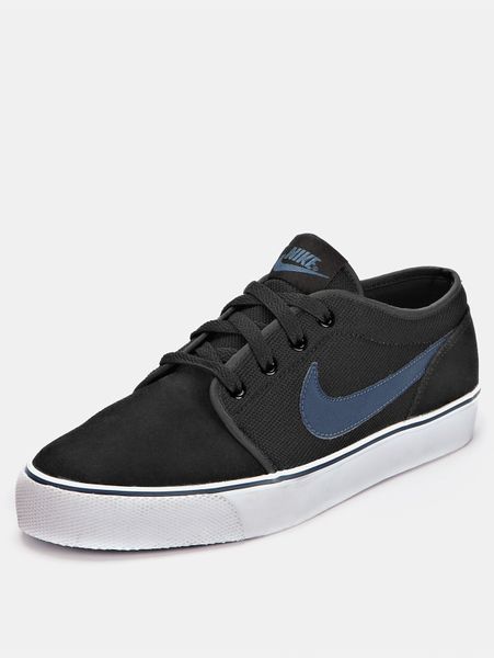 nike toki low