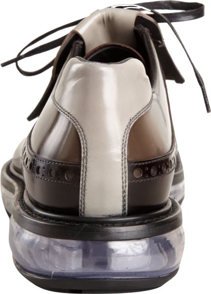 golf shoes with tassels
