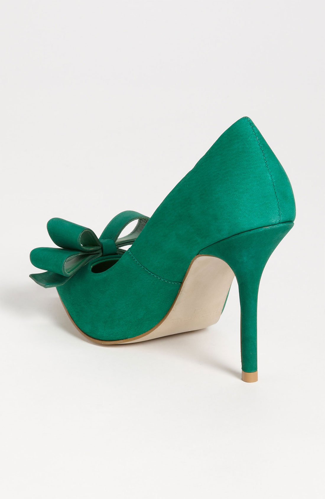 pretty green pumps