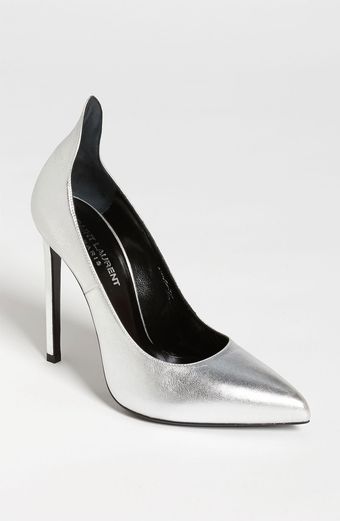 Yves Saint Laurent Hooded Pump - Lyst