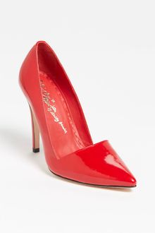 Alice + Olivia Dina Pump - Lyst