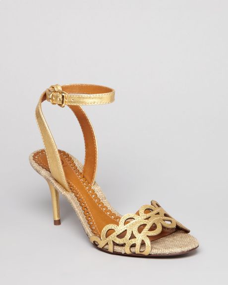 tory burch black and gold heels