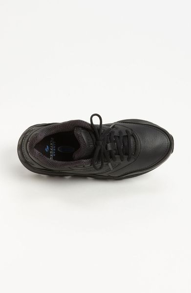 Brooks Addiction Walking Shoe in Black