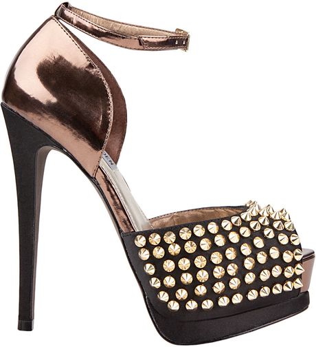 steve madden diplo studded pump