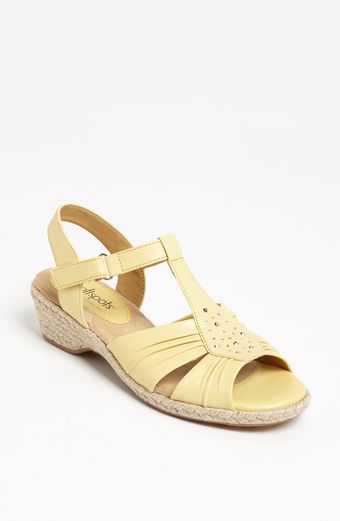 Softspots Adalynn Sandal - Lyst