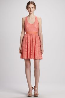 Alice + Olivia Odette Crossback Lace Dress - Lyst