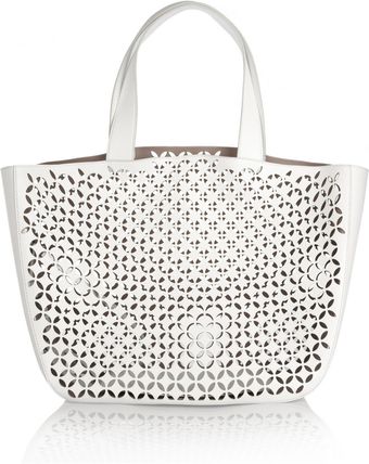 Alaïa Lasercut Leather Shoulder Bag - Lyst