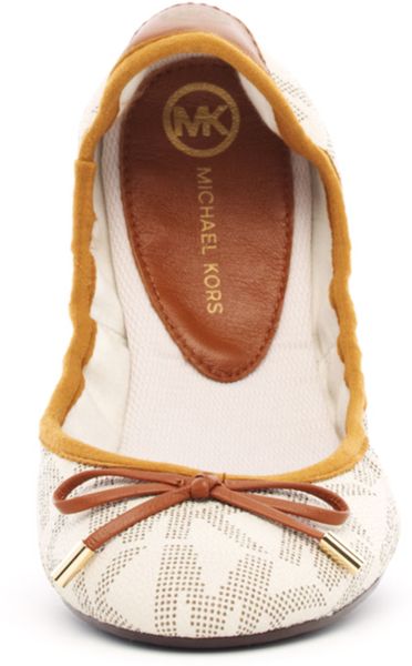 mk city logo ballet flat