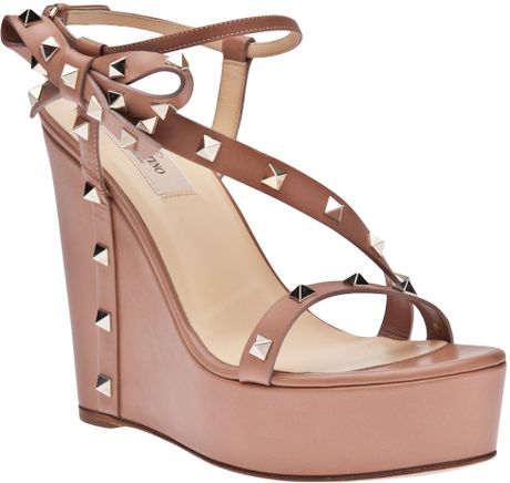 valentino rockstud bow