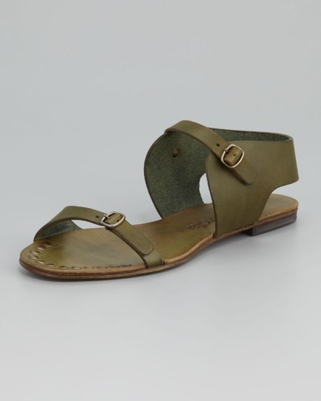 Pedro Garcia Gillian Flat Leather Sandal Olive in Green (OLIVE) | Lyst