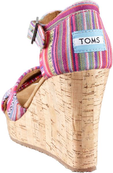 toms cork shoes