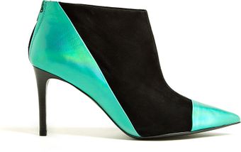 See By Chloé Nubie Green Metallic Pointed Ankle Boot - Lyst