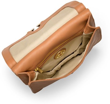 tory burch aged vachetta