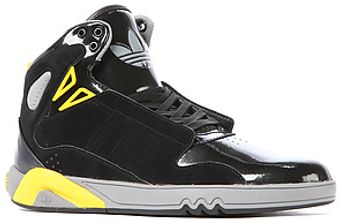 Adidas The Roundhouse 20 Sneaker in Black Tech Grey - Lyst