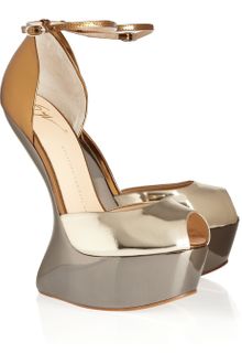 Giuseppe Zanotti Cutout Wedge Metallic Leather Sandals - Lyst