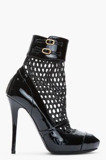 Alexander McQueen Black Patent Leather and Fishnet Dream Heels - Lyst