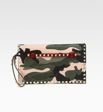 Valentino Camoprint Rockstud Flap Clutch - Lyst
