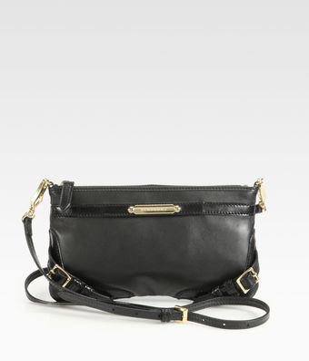 Burberry Peyton Leather Wristlet - Lyst
