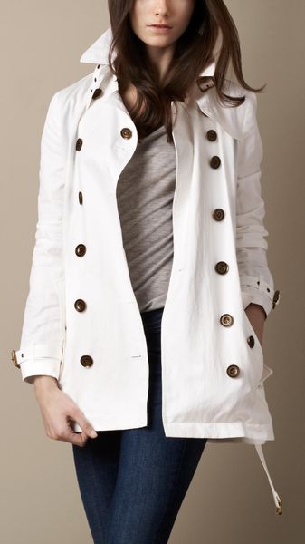 Burberry Brit Short Technical Cotton Trench Coat - Lyst