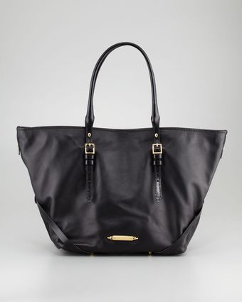 Burberry Medium Eastwest Checklined Leather Tote Bag - Lyst