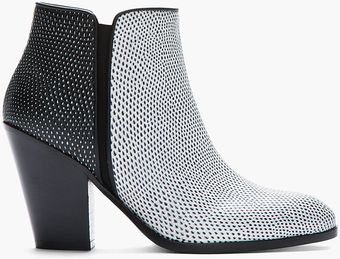 Giuseppe Zanotti White Pebbled Leather Daddy 80 Ankle Boots - Lyst
