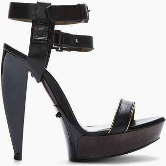 Lanvin Black and Gold Leather Sculpted heel Sandals - Lyst