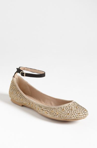 Steve Madden Kongo Ankle Strap Flat in Beige (gold multi) | Lyst