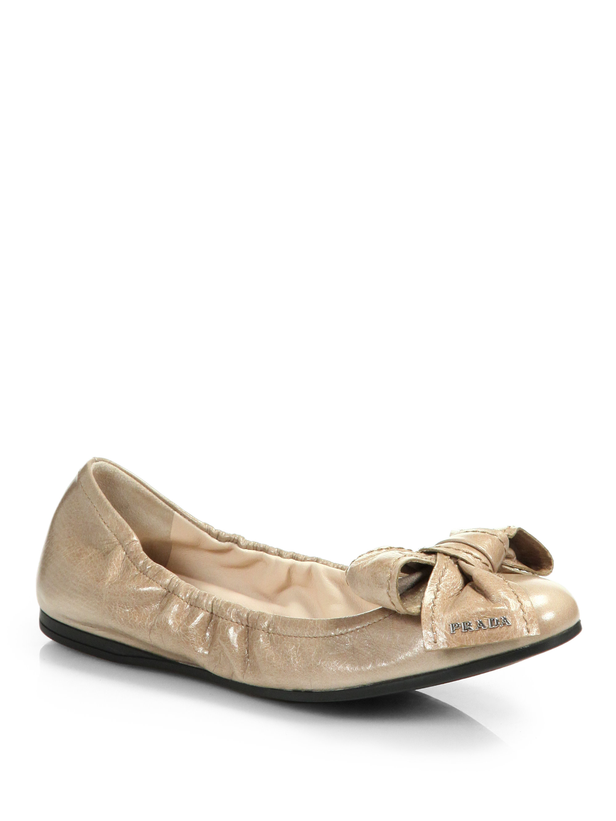 Prada Distressed Leather Bow Ballet Flats in Black (cammeo-blush) | Lyst