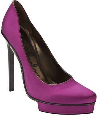 Lanvin Glittered Sole Pump - Lyst