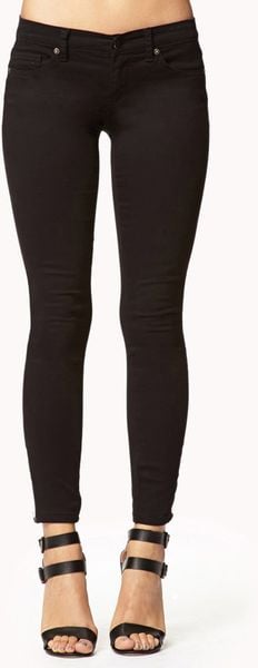 Forever 21 Zippered Skinny Jeans in Black | Lyst